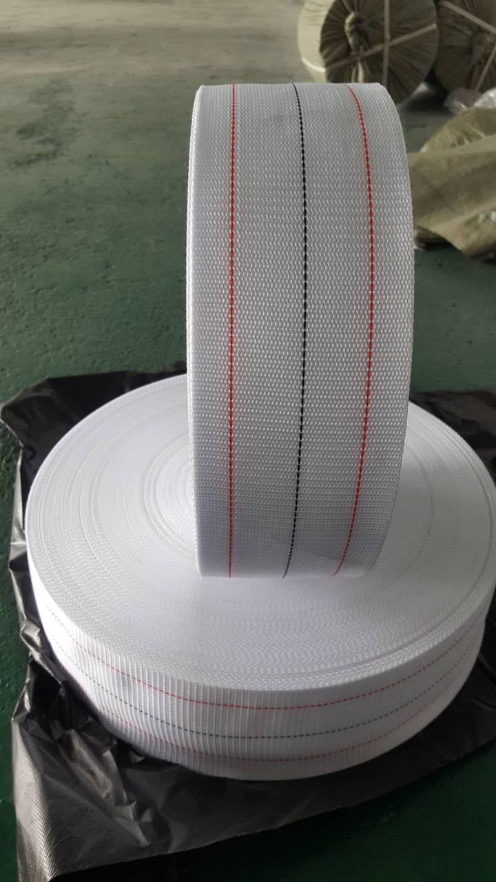 公司主要經(jīng)營(yíng)：撿蛋機、雞蛋輸送帶、集蛋帶、收蛋帶、PP帶、松緊帶、腰帶、提花帶、各種繩制品，十幾年行業(yè)生產(chǎn)經(jīng)驗，技術(shù)力量雄厚，咨詢(xún)電話(huà)：15514737708